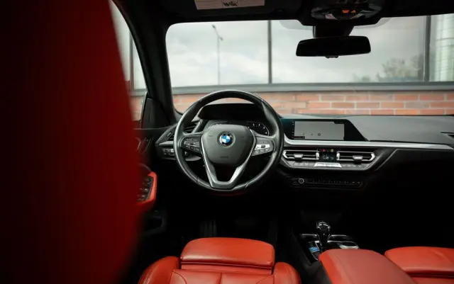 BMW Seria 2 230i M Sport sport