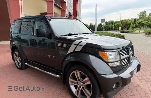 DODGE Nitro 
