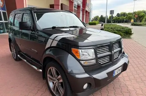 DODGE Nitro 