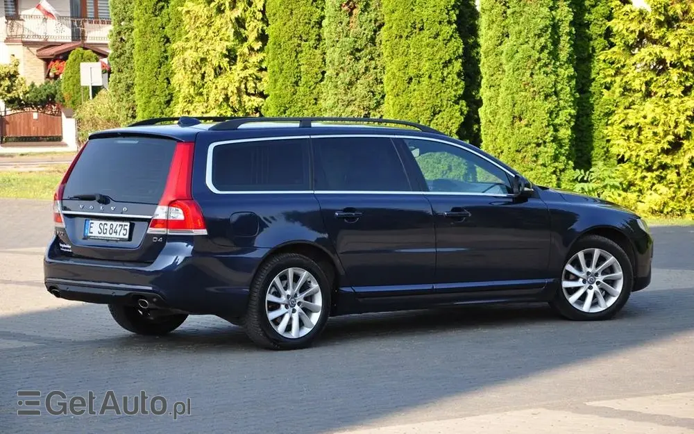 VOLVO V70 D4 Summum
