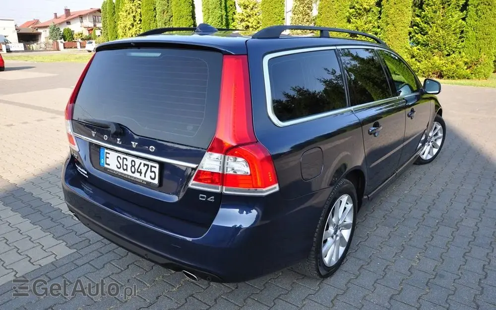 VOLVO V70 D4 Summum