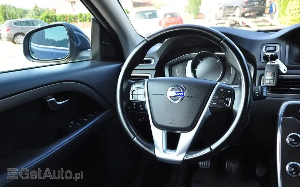 VOLVO V70 D4 Summum