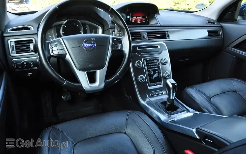 VOLVO V70 D4 Summum