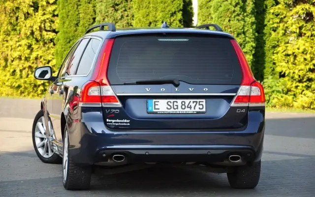 VOLVO V70 D4 Summum