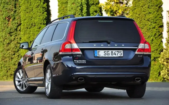 VOLVO V70 D4 Summum
