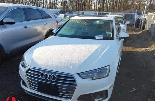 AUDI A4 