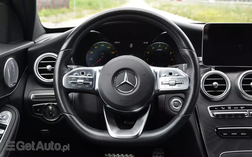 MERCEDES-BENZ Klasa C 200 4MATIC 9G-TRONIC