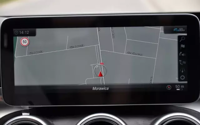 MERCEDES-BENZ Klasa C 200 4MATIC 9G-TRONIC