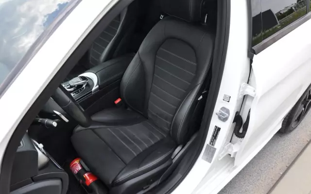 MERCEDES-BENZ Klasa C 200 4MATIC 9G-TRONIC