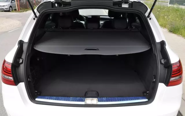 MERCEDES-BENZ Klasa C 200 4MATIC 9G-TRONIC