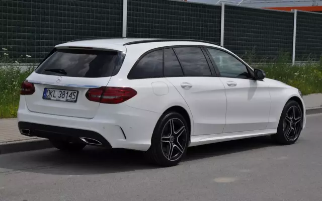 MERCEDES-BENZ Klasa C 200 4MATIC 9G-TRONIC