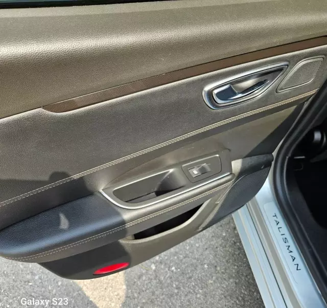 RENAULT Talisman Grandtour ENERGY TCe 200 EDC LIMITED