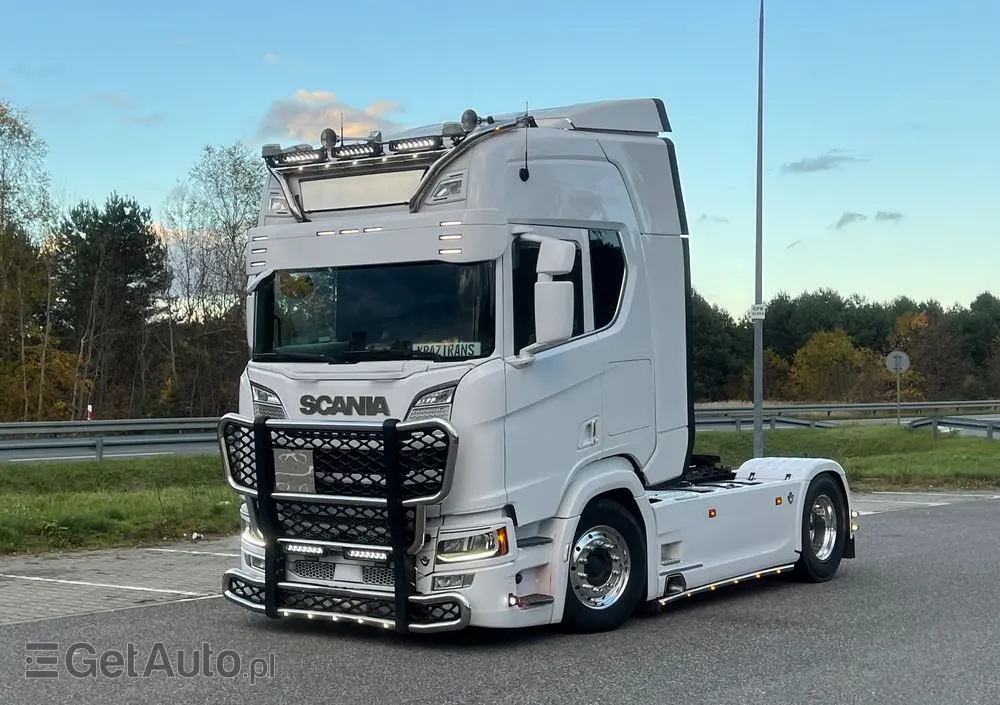 SCANIA Scania R650 z Niemiec bez EGR tylko SCR pełne wyposażenie FULL AIR V8 