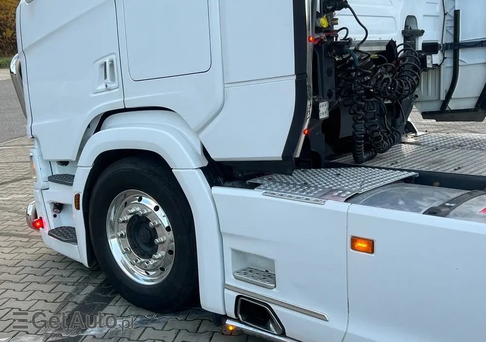 SCANIA Scania R650 z Niemiec bez EGR tylko SCR pełne wyposażenie FULL AIR V8 