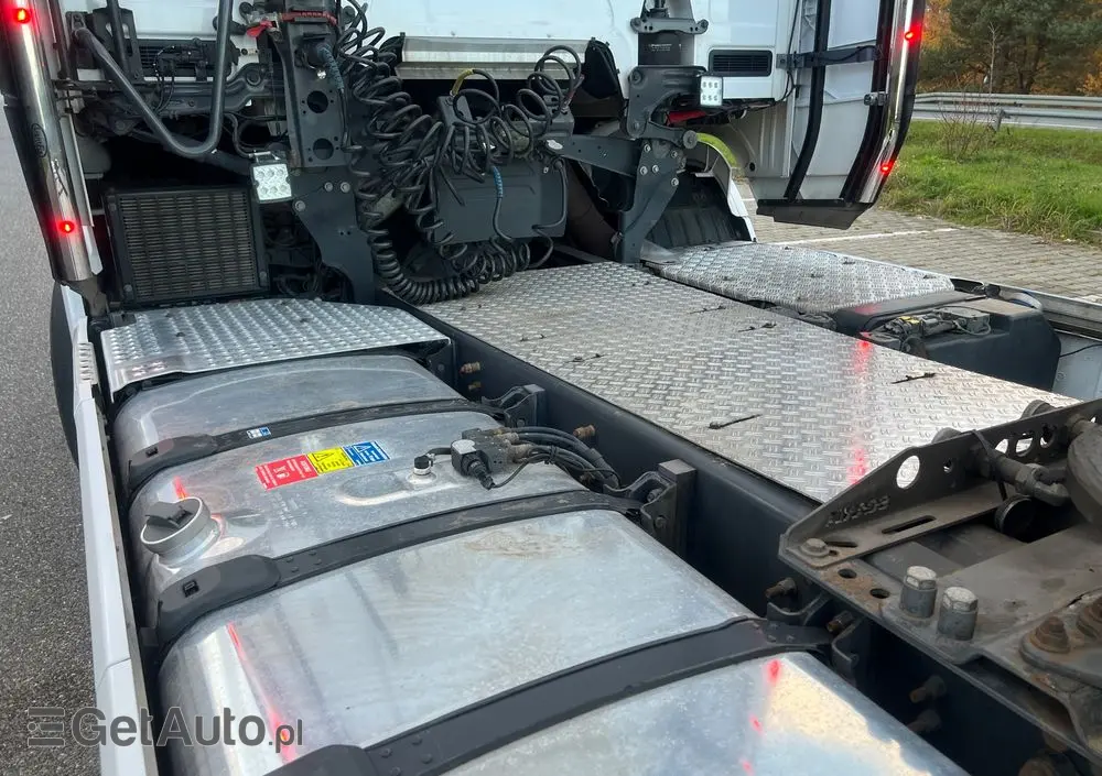 SCANIA Scania R650 z Niemiec bez EGR tylko SCR pełne wyposażenie FULL AIR V8 