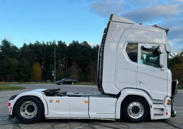 SCANIA Scania R650 z Niemiec bez EGR tylko SCR pełne wyposażenie FULL AIR V8 
