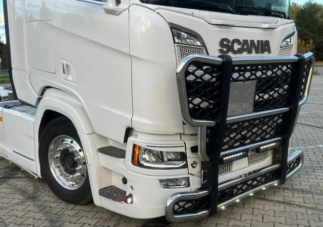 SCANIA Scania R650 z Niemiec bez EGR tylko SCR pełne wyposażenie FULL AIR V8 