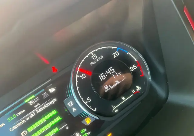 SCANIA Scania R650 z Niemiec bez EGR tylko SCR pełne wyposażenie FULL AIR V8 