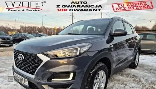 HYUNDAI Tucson 