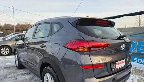 HYUNDAI Tucson 