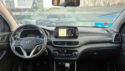 HYUNDAI Tucson 