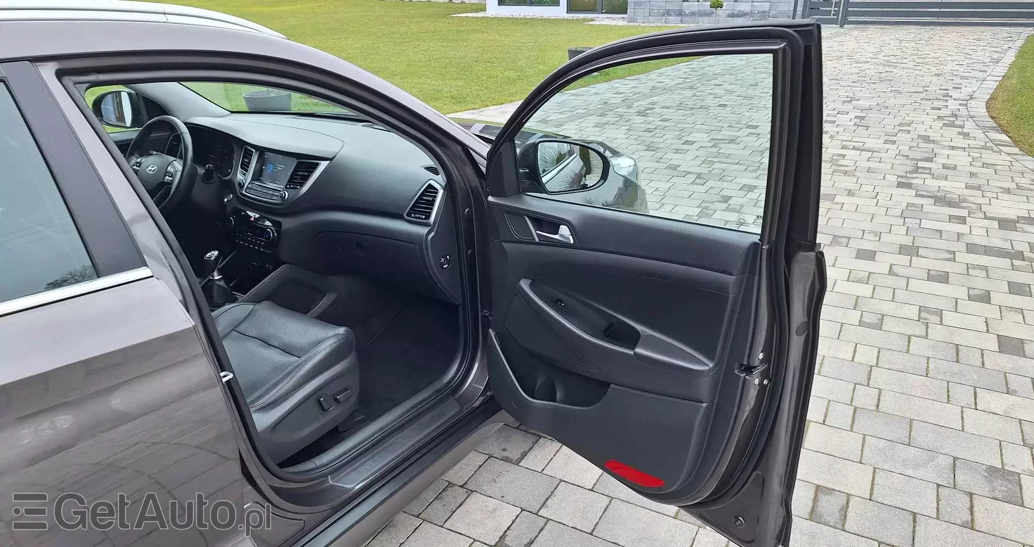 HYUNDAI Tucson Blue 1.7 CRDi 2WD Style