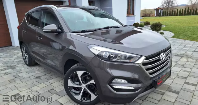 HYUNDAI Tucson Blue 1.7 CRDi 2WD Style