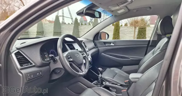 HYUNDAI Tucson Blue 1.7 CRDi 2WD Style