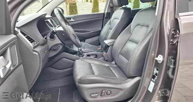 HYUNDAI Tucson Blue 1.7 CRDi 2WD Style