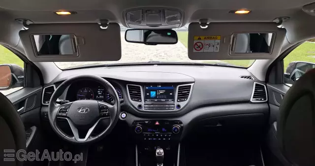 HYUNDAI Tucson Blue 1.7 CRDi 2WD Style
