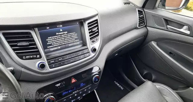 HYUNDAI Tucson Blue 1.7 CRDi 2WD Style