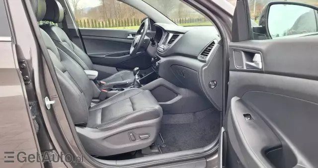 HYUNDAI Tucson Blue 1.7 CRDi 2WD Style