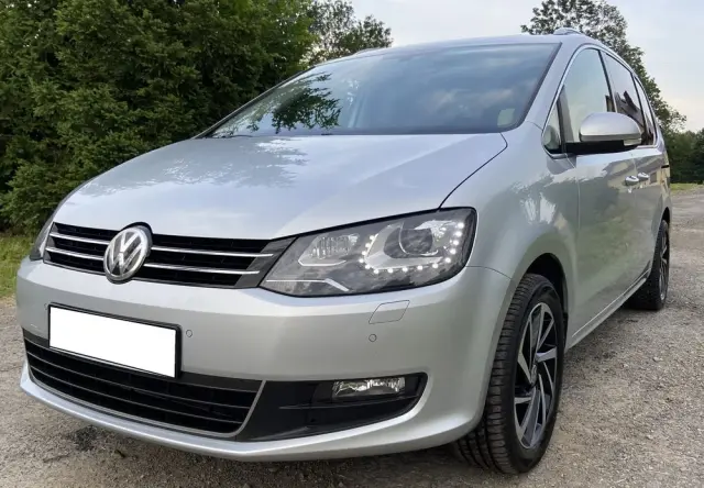VOLKSWAGEN Sharan 2.0 TDI DSG (BlueMotion Technology) Highline