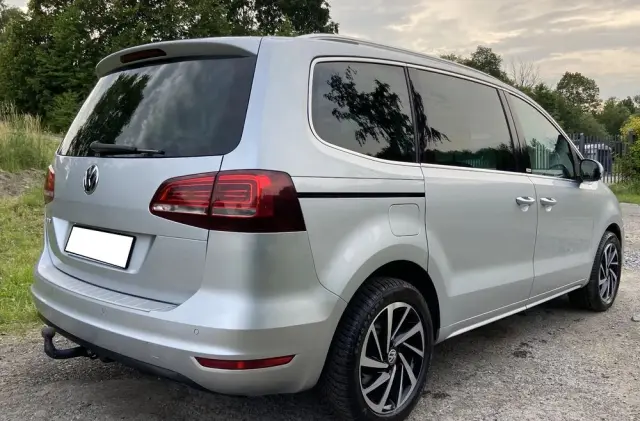 VOLKSWAGEN Sharan 2.0 TDI DSG (BlueMotion Technology) Highline