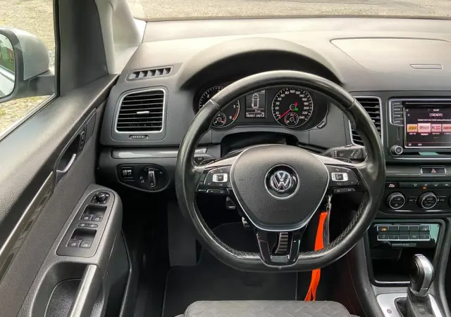 VOLKSWAGEN Sharan 2.0 TDI DSG (BlueMotion Technology) Highline