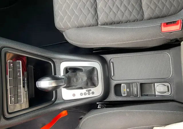 VOLKSWAGEN Sharan 2.0 TDI DSG (BlueMotion Technology) Highline