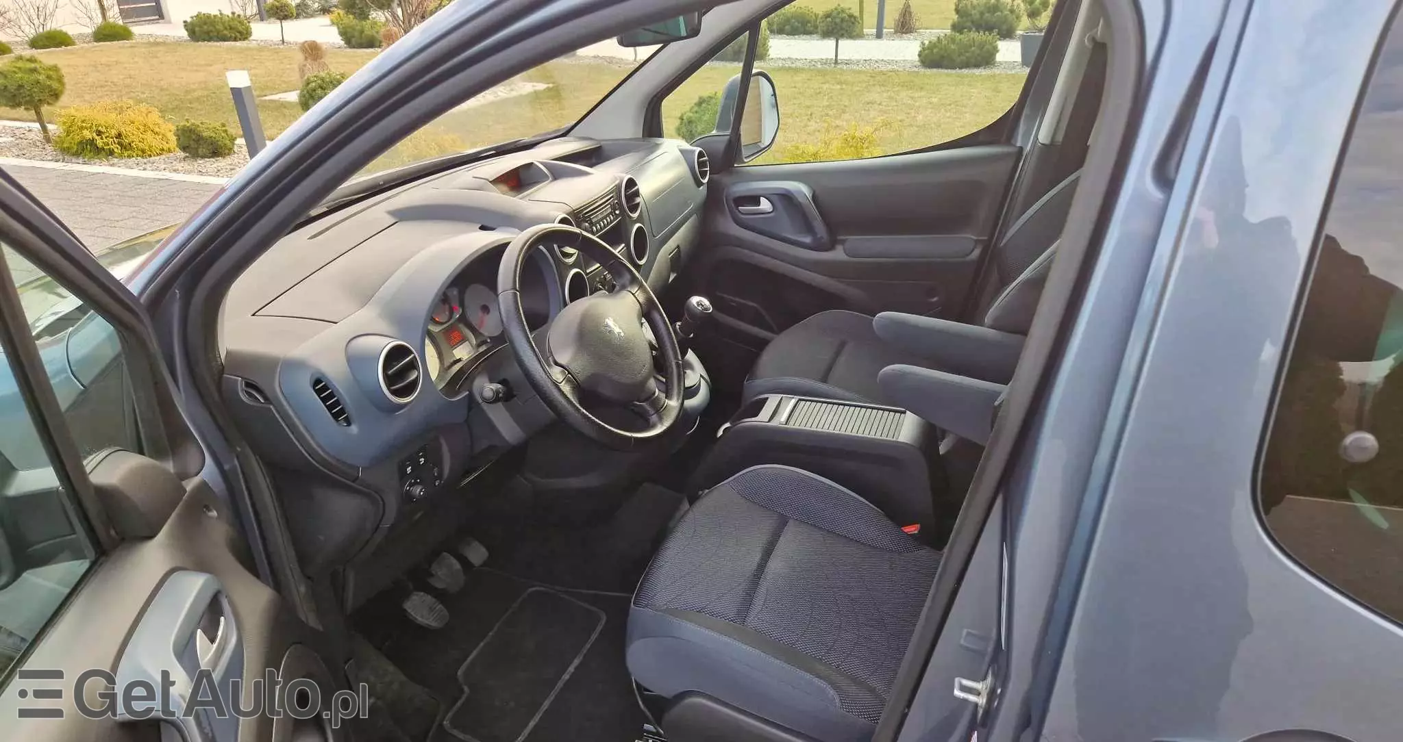 PEUGEOT Partner Tepee HDi FAP 110 Premium