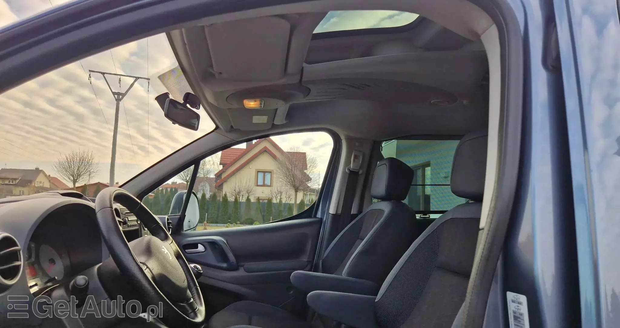 PEUGEOT Partner Tepee HDi FAP 110 Premium