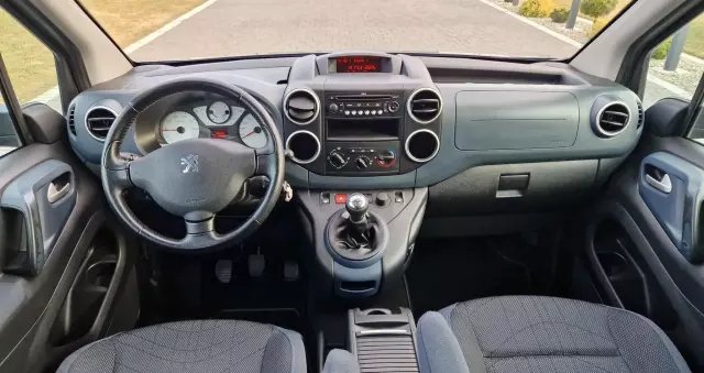 PEUGEOT Partner Tepee HDi FAP 110 Premium