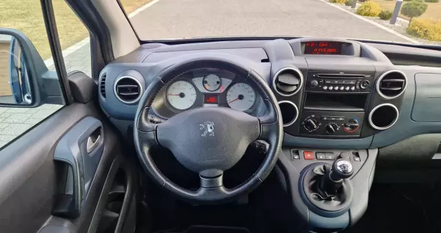 PEUGEOT Partner Tepee HDi FAP 110 Premium