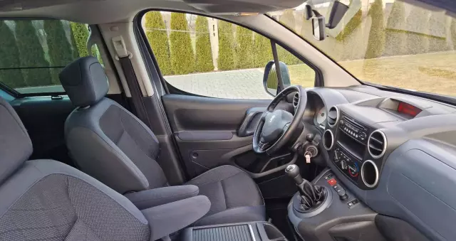 PEUGEOT Partner Tepee HDi FAP 110 Premium