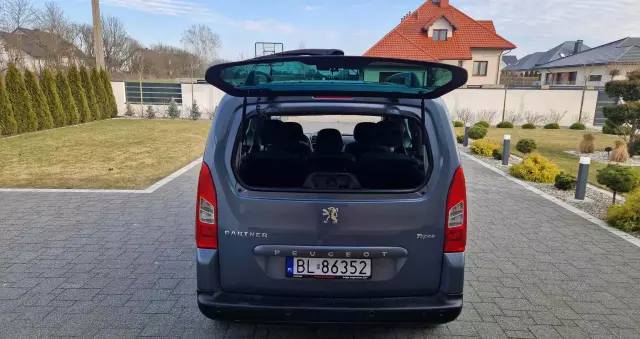 PEUGEOT Partner Tepee HDi FAP 110 Premium