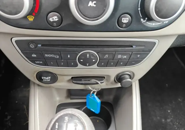 RENAULT Megane 1.6 16V 100 Expression