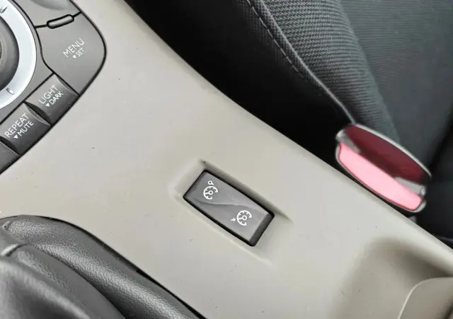 RENAULT Megane 1.6 16V 100 Expression