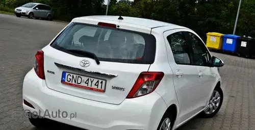 TOYOTA Yaris 