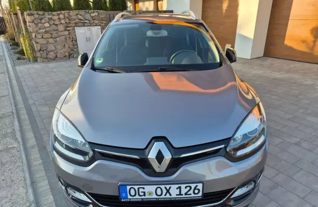 RENAULT Megane 