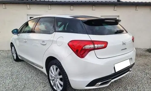 CITROEN DS5 
