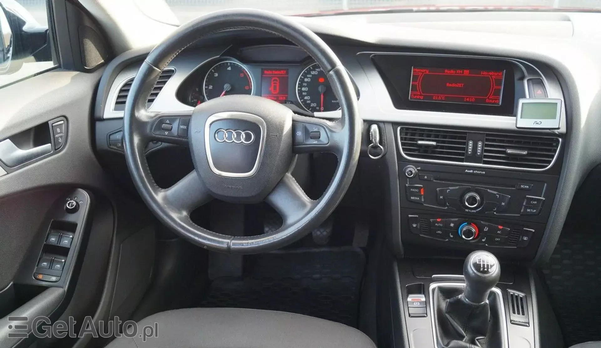 AUDI A4 