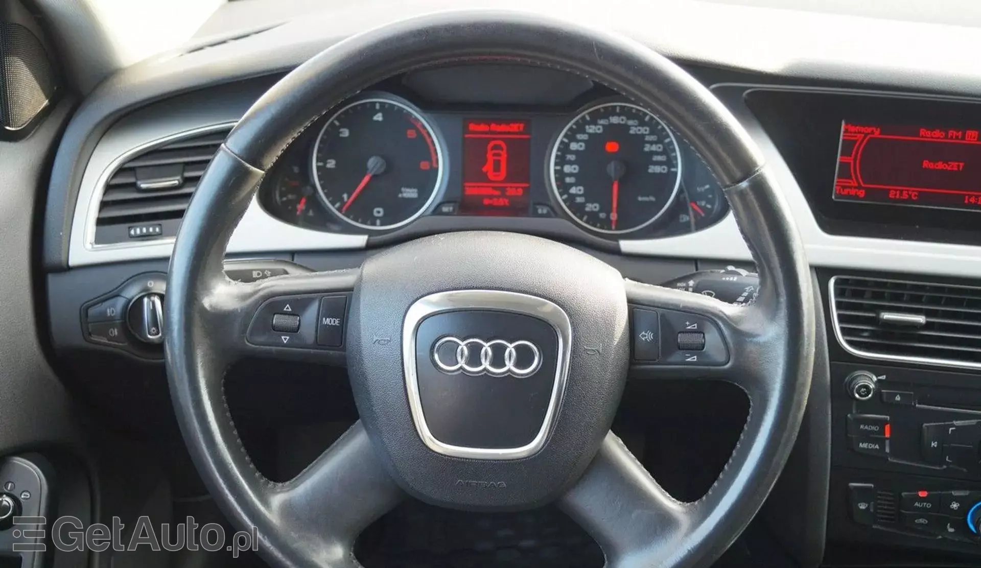 AUDI A4 