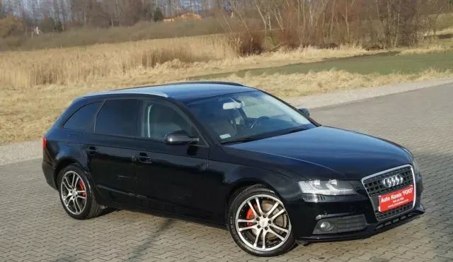 AUDI A4 